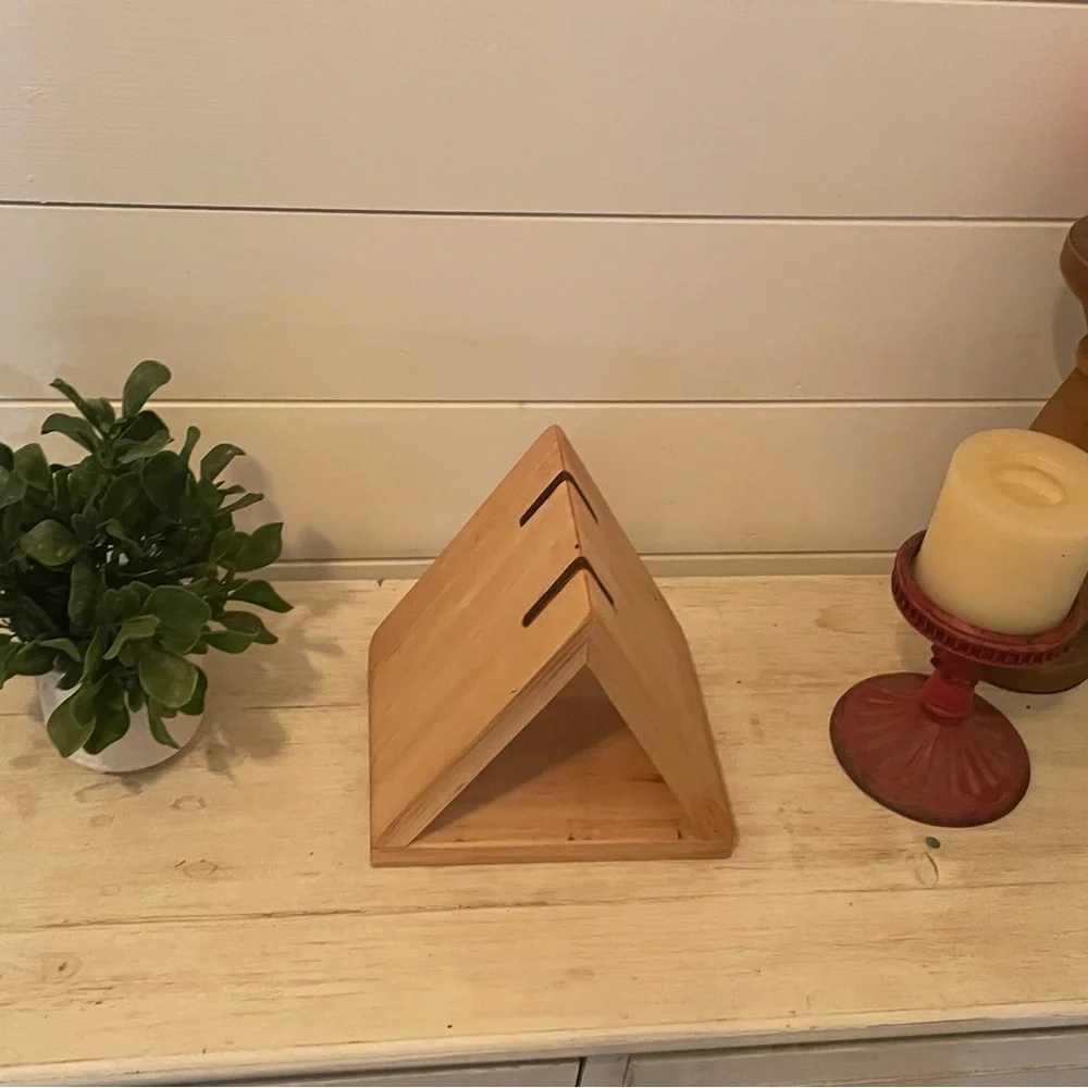 Rustic Book Rest/ Customizable!📚📖 - Picture 6 of 6